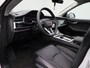 Audi Q8 55 TFSI e quattro Pro Line l Adaptive cruise control l 360 camera l Head-up display l Dodehoek detectie l Bang & Olufsen l Luchtvering l Trekhaak l Optiekpakket zwart l Apple Carplay / Android Auto l Rode remzadels l Elektrische voorstoelen met geheugen l Privacy glas l Matrix-LED