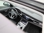 Audi Q8 55 TFSI e quattro Pro Line l Adaptive cruise control l 360 camera l Head-up display l Dodehoek detectie l Bang & Olufsen l Luchtvering l Trekhaak l Optiekpakket zwart l Apple Carplay / Android Auto l Rode remzadels l Elektrische voorstoelen met geheugen l Privacy glas l Matrix-LED