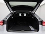 Audi Q8 55 TFSI e quattro Pro Line l Adaptive cruise control l 360 camera l Head-up display l Dodehoek detectie l Bang & Olufsen l Luchtvering l Trekhaak l Optiekpakket zwart l Apple Carplay / Android Auto l Rode remzadels l Elektrische voorstoelen met geheugen l Privacy glas l Matrix-LED