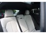 Volvo EX40 Single Motor Extended Range Ultra Europa 82 kWh | Panoramisch schuif-/kanteldak | Verwarmbare voorstoelen+stuurwiel | Premium audio by Harman Kardon | Warmtepomp | Adaptive cruise control | 360 graden camera | Power Seats incl. Memory