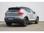 Volvo EX40 Single Motor Ext. Range Ultra Bl. Ed. Eur. 82 kWh | Panoramisch schuif-/kanteldak | Verwarmbare voorstoelen+stuurwiel | Premium audio by Harman Kardon | Warmtepomp | Adaptive cruise control | 360 graden camera | Power Seats incl. Memory