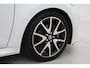 Toyota Yaris 1.5 Hybrid Executive | Trekhaak | Dodehoek detectie | Navigatie | Head-up display | Stoelverwarming | JBL | Parkeersensoren voor/achter | Apple Carplay / Android Auto | 17 inch