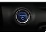 Toyota Yaris 1.5 Hybrid Executive | Trekhaak | Dodehoek detectie | Navigatie | Head-up display | Stoelverwarming | JBL | Parkeersensoren voor/achter | Apple Carplay / Android Auto | 17 inch
