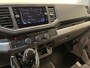 Volkswagen Crafter 35 2.0 TDI L3 140 PK Bakwagen / Dhollandia Laadklep / Meubelbak / Euro 6 / Airco / Cruise Control / CarPlay / Navigatie / 3-Zits / 85.000 KM !!