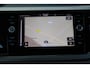 Volkswagen Polo 1.0 TSI Comfortline 95PK / 70kW, NL auto 1e eigenaar, nieuw door ons geleverd en onderhouden, achteruitrijcamera (rear view), navigatie, adaptieve cruise control (acc), elektrisch verstel-, verwarm- en inklapbare buitenspiegels (spiegelpakket), Apple Carplay & Android Auto, 15" LMV, draadloze telefoonlader, navigatie, multifunctioneel lederen stuurwiel etc.