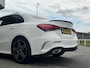 Mercedes-Benz A-klasse 180 AMG PANO+LED+STOELVERW CARPLAY NL AUTO