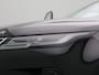 Land Rover Range Rover Evoque 1.5 P300e AWD R-Dynamic SE | Cold Climate Pack | DAB-Radio | 20'' Lichtmetalen velgen | Privacy Glass