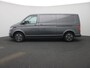 Volkswagen Transporter 2.0 TDI L2H1 204PK | Automaat | Trekhaak | Multifunctioneel Stuurwiel | Dubbele Schuifdeur | Navigatie | Parkeerhulp Voor + Achter | Cruise Control | LED-Koplampen | LED-Achterlichten | Achteruitrijcamera | Airco | DAB+ | Apple/Android Carplay |