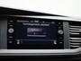 Volkswagen Transporter 2.0 TDI L2H1 204PK | Automaat | Trekhaak | Multifunctioneel Stuurwiel | Dubbele Schuifdeur | Navigatie | Parkeerhulp Voor + Achter | Cruise Control | LED-Koplampen | LED-Achterlichten | Achteruitrijcamera | Airco | DAB+ | Apple/Android Carplay |