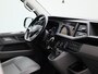 Volkswagen Transporter 2.0 TDI L2H1 204PK | Automaat | Trekhaak | Multifunctioneel Stuurwiel | Dubbele Schuifdeur | Navigatie | Parkeerhulp Voor + Achter | Cruise Control | LED-Koplampen | LED-Achterlichten | Achteruitrijcamera | Airco | DAB+ | Apple/Android Carplay |