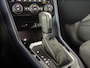 Volkswagen T-Roc 1.5 TSI Sport | Trekhaak afneembaar | Stuurwielverwarming | All-season banden | Navigatie |