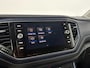 Volkswagen T-Roc 1.5 TSI Sport | Trekhaak afneembaar | Stuurwielverwarming | All-season banden | Navigatie |