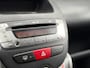 Peugeot 107 1.0-12V XS INRUILKOOPJE!!! (ELEKTRISCHE RAMEN, TOURENTELLER, RADIO, NEDERLANDSE AUTO, ETC.)