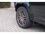 Land Rover Defender 110 P300e 110 X-Dynamic HSE | HNP € 135.005,- | Tailored Uniek! | BRITISCH RACING GREEN | Panoramadak