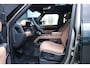 Land Rover Defender 110 P300e 110 X-Dynamic HSE | HNP € 135.005,- | Tailored Uniek! | BRITISCH RACING GREEN | Panoramadak