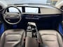 Kia EV6 GT-LINE 77.4 kWh 360 CAMERA NAVIGATIE ADAPTIVE CRUISE CONTROL HEAD-UP DISPLAY APPLE CARPLAY/ANDROID RIJSTROOKSENSOREN DODEHOEKSENSOREN ZEER MOOI !!