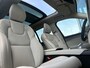 Volvo XC90 2.0 T8 Plug-in hybrid AWD Ultra Dark 455pk Luchvering / Trekhaak / Stoelventilatie