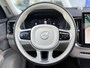 Volvo XC90 2.0 T8 Plug-in hybrid AWD Ultra Dark 455pk Luchvering / Trekhaak / Stoelventilatie