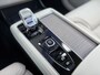 Volvo XC90 2.0 T8 Plug-in hybrid AWD Ultra Dark 455pk Luchvering / Trekhaak / Stoelventilatie