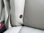 Volvo XC90 2.0 T8 Plug-in hybrid AWD Ultra Dark 455pk Luchvering / Trekhaak / Stoelventilatie