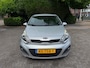 Kia Rio 1.4, 6 versn., Clima, Isofix, LM-velgen 17"& all-season banden, Parkeersensoren, Bluetooth, Stuurverwarming