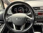 Kia Rio 1.4, 6 versn., Clima, Isofix, LM-velgen 17"& all-season banden, Parkeersensoren, Bluetooth, Stuurverwarming
