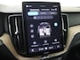 Volvo XC60 T6 AWD Ultra Dark | Luchtvering | Trekhaak | Panoramadak |