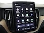 Volvo XC60 T6 AWD Ultra Dark | Luchtvering | Trekhaak | Panoramadak |