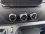 Renault Master T33 2.3 dCi 135 L2H2 *airco / bank / navi / trekhaak / camera / cruise-control*