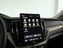 Volvo XC60 T6 Plug-in hybrid AWD Ultra Dark | Panoramadak | 360° camera | Luchtvering | Harman Kardon | Head-up display | Stoel- en Stuurverwarming | Trekhaak
