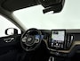 Volvo XC60 T6 Plug-in hybrid AWD Ultra Dark | Panoramadak | 360° camera | Luchtvering | Harman Kardon | Head-up display | Stoel- en Stuurverwarming | Trekhaak