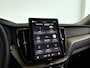 Volvo XC60 T6 Plug-in hybrid AWD Ultra Dark | Panoramadak | 360° camera | Luchtvering | Harman Kardon | Head-up display | Stoel- en Stuurverwarming | Trekhaak