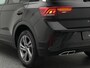 Volkswagen T-Roc 150 PK 1.5 TSI R-Line | Trekhaak | Achteruitrijcamera | Navigatie | Stuur & Stoelverwarming | LED |