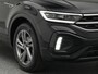 Volkswagen T-Roc 150 PK 1.5 TSI R-Line | Trekhaak | Achteruitrijcamera | Navigatie | Stuur & Stoelverwarming | LED |
