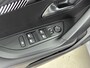 Peugeot 2008 SUV 1.2 100pk Allure | Navigatie | Parkeersensoren V+A | Carplay | Rijstrooksensor met Correctie