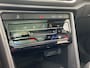 Volkswagen T-Roc 1.0 TSI Style · Panoramadak · Camera + Parkeersensoren · Trekhaak · Garantie t/m 25-08-2026 of 100000km.