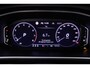 Volkswagen T-Roc R-Line 1.5 TSI 150pk DSG Automaat Panoramadak, Adaptive cruise control, Achteruitrijcamera, LED koplampen, App connect, Airco, DAB, Radio, Bluetooth