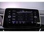 Volkswagen T-Roc R-Line 1.5 TSI 150pk DSG Automaat Panoramadak, Adaptive cruise control, Achteruitrijcamera, LED koplampen, App connect, Airco, DAB, Radio, Bluetooth