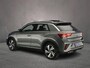 Volkswagen T-Roc R-Line 1.5 TSI 150pk DSG Automaat Panoramadak, Adaptive cruise control, Achteruitrijcamera, LED koplampen, App connect, Airco, DAB, Radio, Bluetooth
