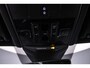 Volkswagen T-Roc R-Line 1.5 TSI 150pk DSG Automaat Panoramadak, Adaptive cruise control, Achteruitrijcamera, LED koplampen, App connect, Airco, DAB, Radio, Bluetooth