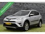 Toyota RAV4 2.5 Hybrid AWD Executive 1650KG TREKGEWICHT! LEDER/LED/NAVI/ETC.!