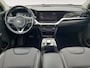 Kia Niro EV e-Niro DynamicLine 64 kWh | Navigatie | Camera | Adaptieve cruise control | Apple Carplay / Android Auto | Climate control |