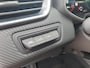 Renault Clio 1.6 E-Tech Hybrid 145 E-Tech Engineered | Navigatie | Camera | Dodehoek detectie | Getinte ramen achter | Parkeersensoren voor en achter | Apple Carplay / Android Auto |