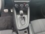 Renault Clio 1.6 E-Tech Hybrid 145 E-Tech Engineered | Navigatie | Camera | Dodehoek detectie | Getinte ramen achter | Parkeersensoren voor en achter | Apple Carplay / Android Auto |