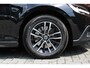 Volvo V40 Cross Country T3 Nordic+ | Panoramadak | Elektrisch verstelbare voorstoelen met geheugenfunctie | Stoelverwarming | Achteruitrijcamera | Keyless entry | Lederen bekleding | 18 inch. lichtmetalen velgen
