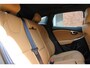 Volvo V40 Cross Country T3 Nordic+ | Panoramadak | Elektrisch verstelbare voorstoelen met geheugenfunctie | Stoelverwarming | Achteruitrijcamera | Keyless entry | Lederen bekleding | 18 inch. lichtmetalen velgen