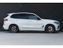 BMW X5 xDrive45e M-Sport ACC Skylounge Mstoelen Headup Achteras Laser Stoelvent Trekhaak
