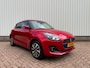 Suzuki Swift 1.0 Stijl Smart Hybrid 112PK CarPlay, Navi, ACC, Camera, 4-seizoenenbanden NAP