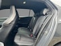 Volkswagen Golf 1.5 eTSI 130pk DSG R-Line · Apple/Android Car Play · P-Sensoren · Navigatie · Sfeerverlichting · 17 Inch · Garantie t/m 12-02-2028 of 100.000km