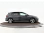 Volkswagen Golf 1.5 eTSI 130pk DSG R-Line · Apple/Android Car Play · P-Sensoren · Navigatie · Sfeerverlichting · 17 Inch · Garantie t/m 12-02-2028 of 100.000km